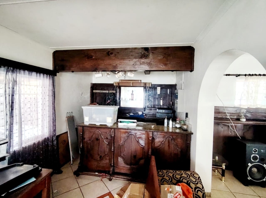 5 Bedroom Property for Sale in Amalinda Eastern Cape